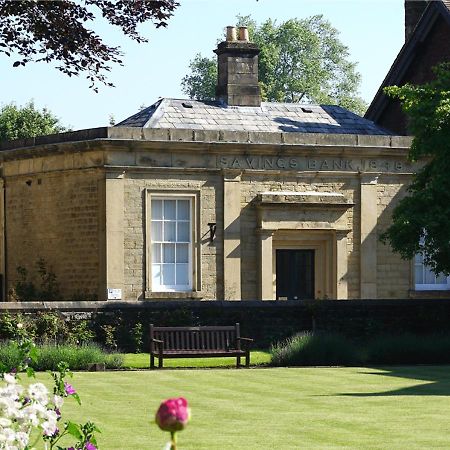 Beautiful Old Bank In Bakewell Villa Bagian luar foto